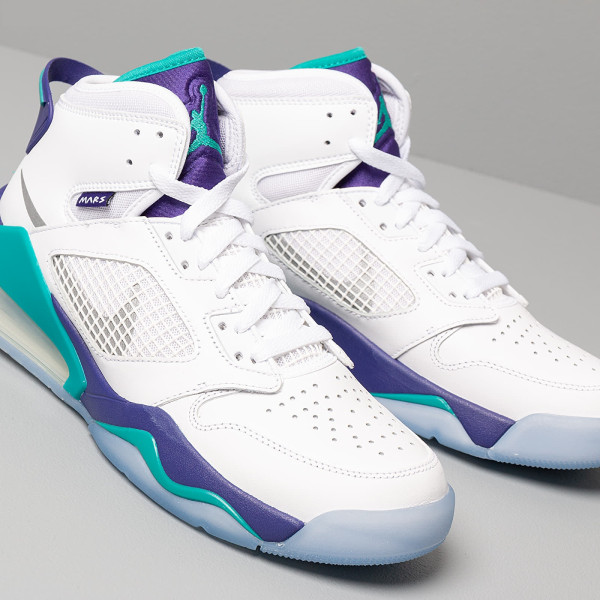 کفش بسکتبال مردانه نایکی مدل jordan mars