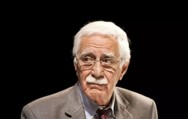 ایرج پزشک‌زاد، خالق رمان دایی‌جان ناپلئون، درگذشت